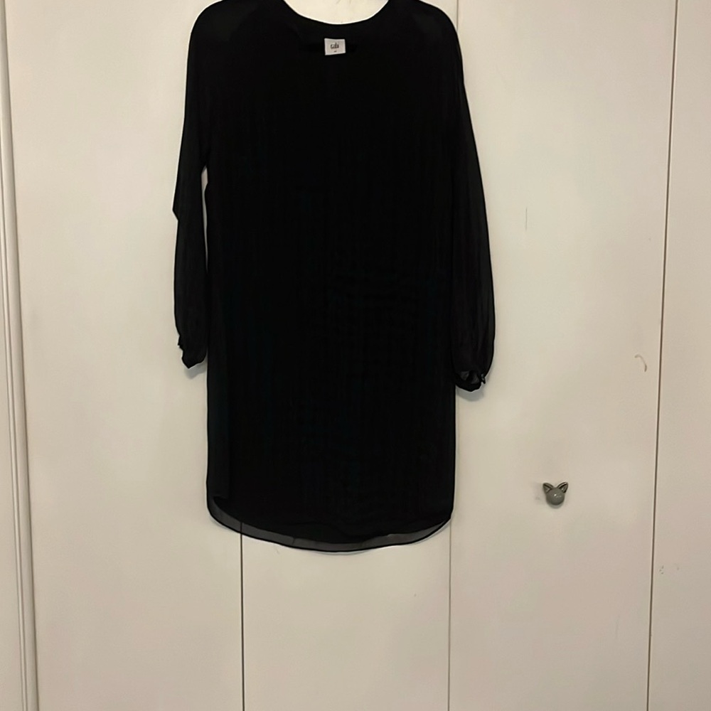 Elegant Navy and Black print Cabi Long Sleeve Dress